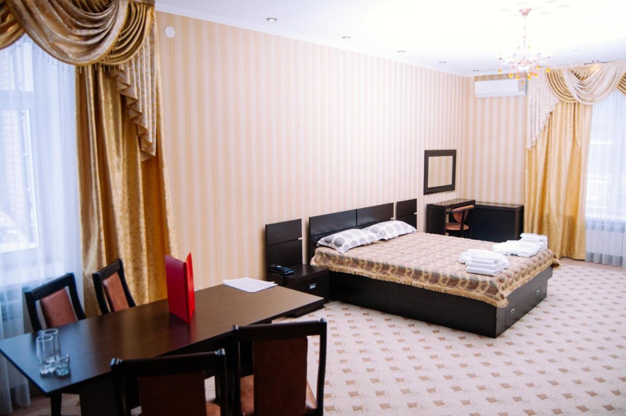 Mirage Hotel Костанай Экстерьер фото