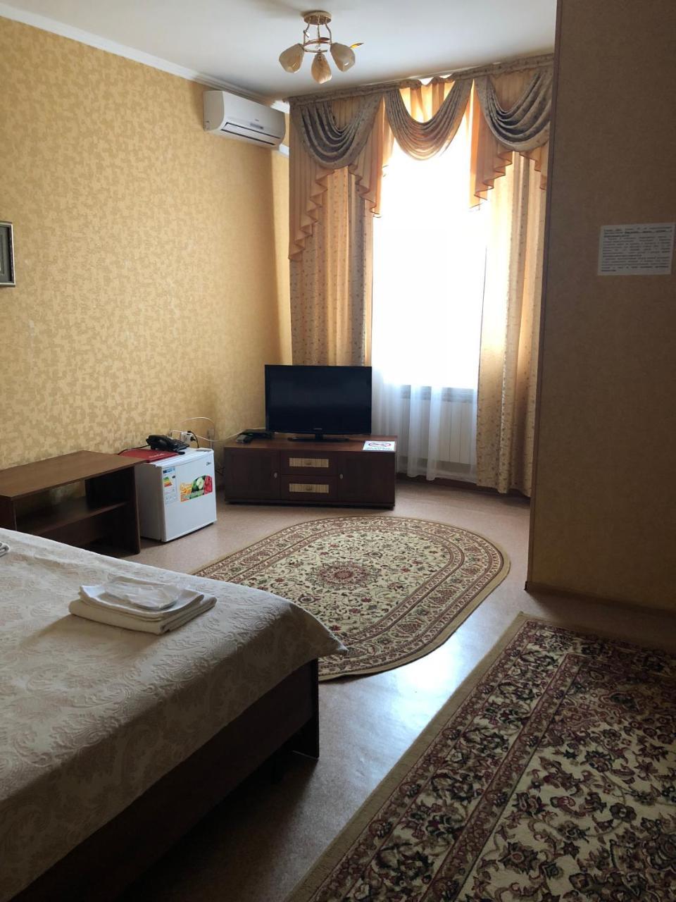Mirage Hotel Костанай Экстерьер фото