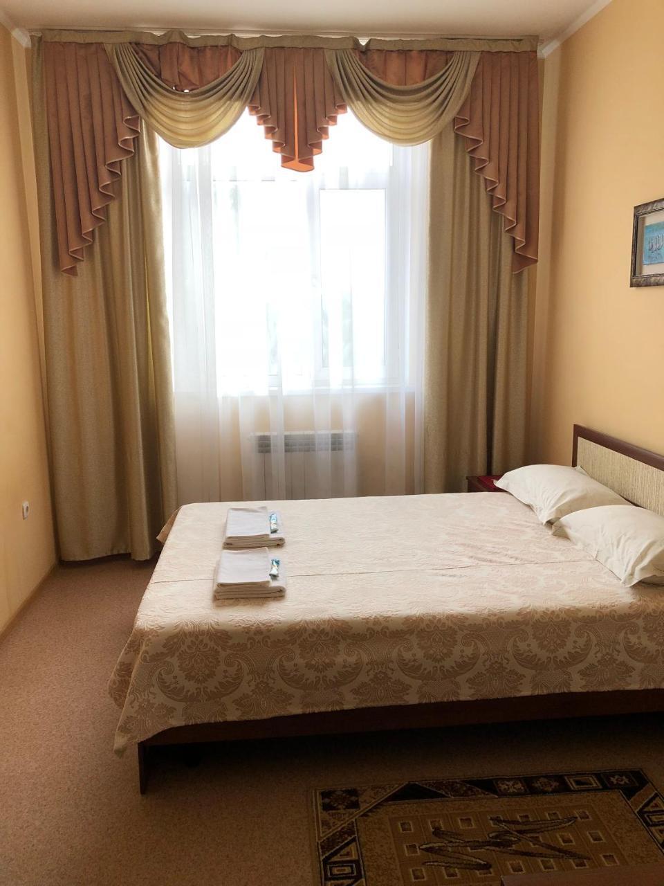 Mirage Hotel Костанай Экстерьер фото